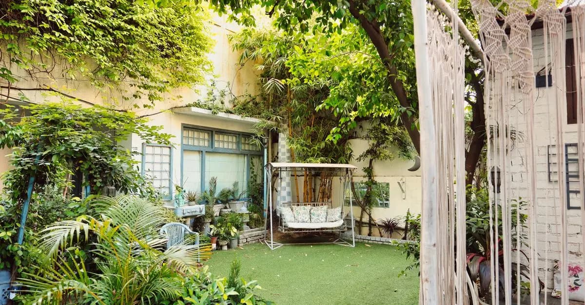 How to Create an Inviting Backyard Oasis for Relaxation