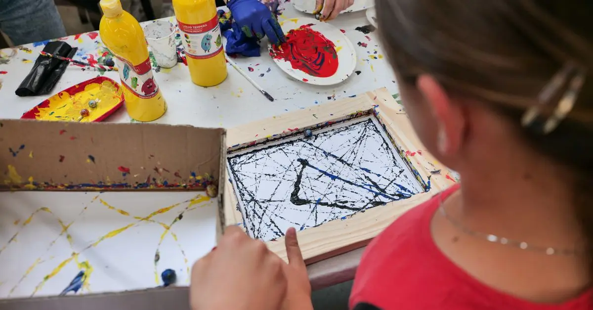 Exploring the Benefits of Creative Leisure Activities